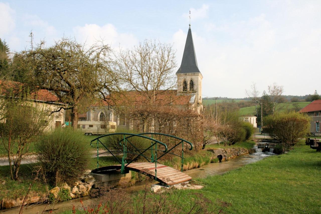 Bed and Breakfast Le Ciel Bleu Lamorville Exterior foto